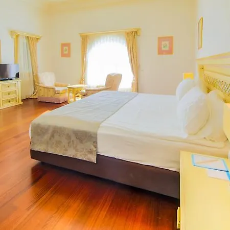 Resort Salmakis & 5*