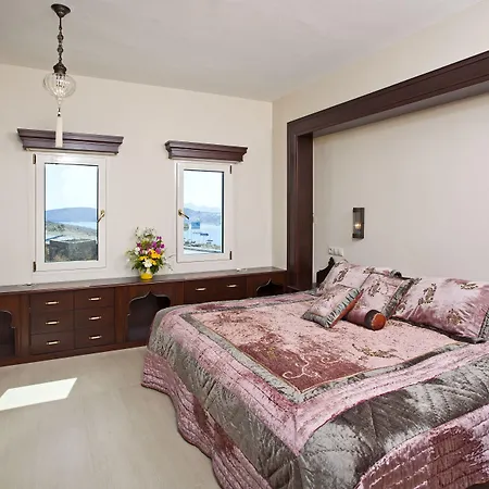 サルマキス リゾート＆スパ 5*