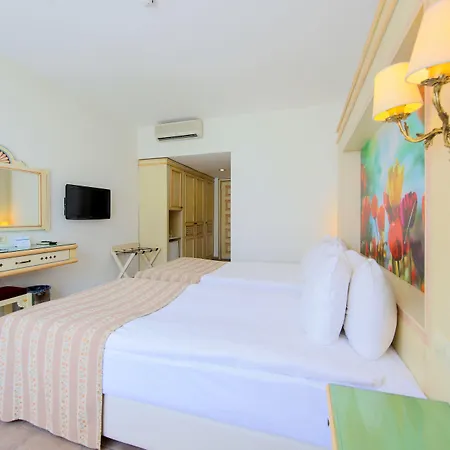 サルマキス リゾート＆スパ リゾート 5*