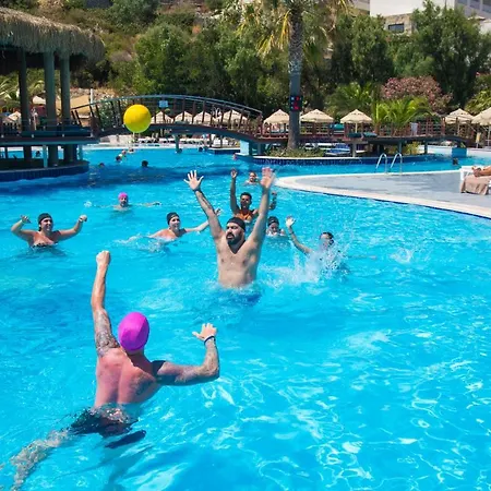 リゾート サルマキス リゾート＆スパ ボドルム